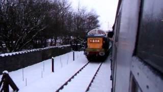 ELR: D9016 "Gordon Highlander" running round the train at Rawtenstall