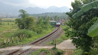 MELIHAT KERETA API DARI ATAS BUKIT KOTA STROBERI || KADUNGORA GARUT