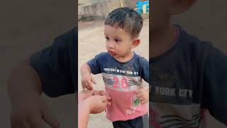 ਹੱਸਣਾ ਖੇਡਣਾ ਵੀ ਜ਼ਰੂਰੀ ਆ 😂 #cutebaby #shorts #funny #comedy #makhaul #trending #youtubeshorts