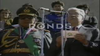 Parada Militar de Bolivia en Plaza Villaroel: año 1985 (Fragmentos).