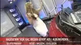 Hadise  - Superman "Mehmet'in Gezegeni" 2011