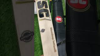 English willow cricket bat