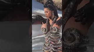 Random video of Cardi B during a photoshoot || Up Cardi B