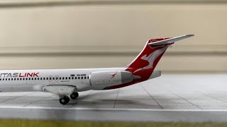 Gemini Jets Qantaslink Boeing 717-200 | Silver Roo Livery | 1:400 Unboxing & Review