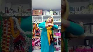 Banala Dulhan Bani Tota karungi Lakshman bhi aao Mini block Mein dance ki video #bananatic 😃😀