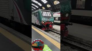 DOLCE ARRIVO A MILANO CENTRALE PER UNA 464 TRENORD IMBRATTATA…..🤬🤬