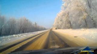 Скользкая дорога. Гололед и его последствия. Полицейский разворот. Slippery road.