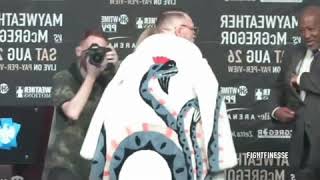 Conor Mcgregor- "50 cent è una tr**a"