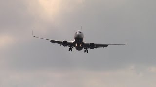 Ryanair B737 hard crosswind landing at Dortmund Airport [HD]| Airplanesloverr