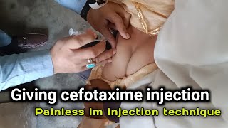 how to give intramuscular injection.injection lagane ka tarika|medical knowledge pk