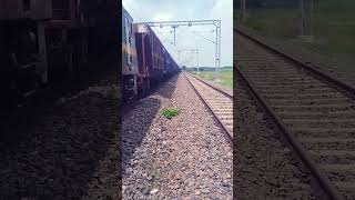 Wag 9 Double Engine High Speed train Long Horn #crossing #locomotive #shots