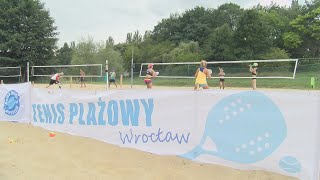 Dzieci, młodzież, dorośli i seniorzy...wszyscy mogą grać w tenisa plażowego