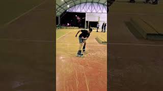 Slide com patins inline