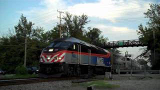 Metra # 425 Leads Outbound Commuter With Great K5LA!