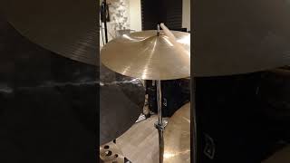 Zildjian Hollow Logo Crash Ride 18"