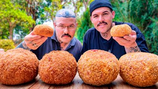 #504 FIZEMOS VÁRIAS BOLAS DE LINGUIÇA COM QUEIJO | IRMÃOS MUKBANG.