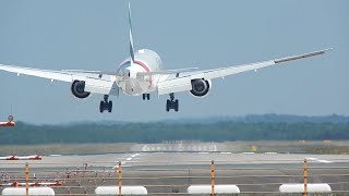 EMIRATES B777-300ER PERFECT LANDING AT DÜSSELDORF AIRPORT [HD] | Airplanesloverr