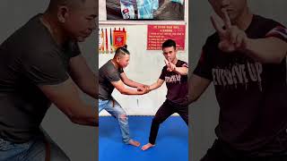 Cách Khống Chế Khi Bị Lôi Kéo Tay #vothuat #kungfu #tuve #shorts