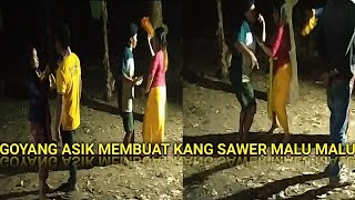 bergoyang-goyang lagi jengger sasak pilih pilih dulu