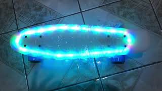 Penny board creme con luz