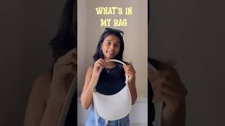 What’s in my Bag?! #ytshorts#trending#whatsinmybag#vogue#shortvideo