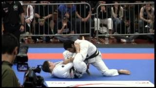 Zak Maxwell x Kron Gracie:  2012 Abu Dhabi Trials (San Diego)