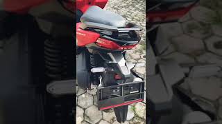 Vario 160 merah merona