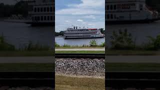 River boat casino Illinois Iowa border