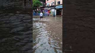 Kolkata roads in heavy rainfall 🫣#youtubeshorts #explore #kolkata #dailyvlog #kolkatadiaries #short