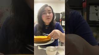 Trying Indian food Khakhara #shorts #food #foodreview #india #mukbang