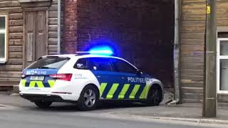 Tartu politseiauto vilkuritega/Estonian police car in blue lights (Tartu)