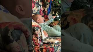 Sitting like a boss #5monthsbaby #bossbaby #smilingbaby #funnybabyvideos #cutebaby