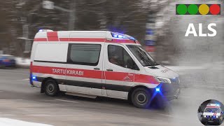 Tartu Ambulance ICU Responding to Hospital. Tartu kiirabi reanimobiil haiglasse