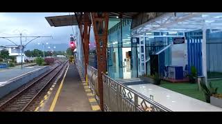 stasiun Purwokerto saat menunggu kereta #keretaapi #purwokerto