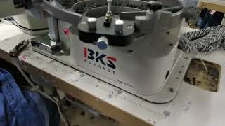 BKS button feeder BK-17 with Zoje button sewing