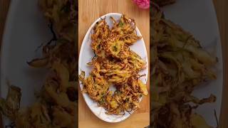 Ramzan Special Recipe😋😋😱 |Pakoda Recipe | Cabbage Pakoda | #shorts #iftarrecipe #iftarsnack