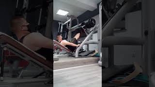 Leg Press 350 kg for 15 reps