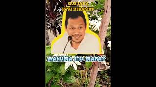 Manusia itu siapa?