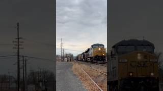 CSX 834 ES44AH leads CSX M410 w/ a super friendly crew/massive hornshow through south Plainfield,NJ