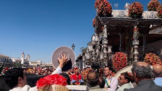 Dos Hermanas camina hacia la presentación ante la Blanca Paloma