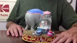 Dumbo the Elephant,  with Mrs. Jumbo, limited edition, Snowglobe review