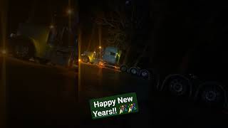 Happy New Years Everyone!! #trucking #peterbilt #heavyhaul #straightpipe #trainhorns