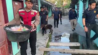 POLISI GELAR RAZIA DI KAMPUNG DALAM DAN PANGERAH HIDAYAT, PEKANBARU, SEJUMLAH ORANG DIAMANKAN.