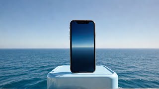 Floting Container in ocean Iphone #ytshorts #shorts #marchantnavy #ship #facts #knowledge