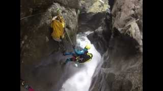 Rápel Tobogán "S" Barranco Nuria por Master Marc Caudal Alto