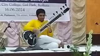 Raag Todi on sitar.