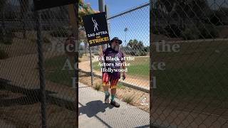 #jackblack supporting the #sagaftrastrike today outside of #netflix #hollywood #sagaftra