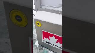 HEAVY HAUL| Commercial diesel pumps at -36C barely work. #heavyhaul #bigrig #fuel #diesel #shorts