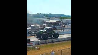 RACE   JET TRUCK VS MONSTER TRUCK 😱😳 #shorts #racing