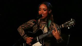 Lianne La Havas - "No Room For Doubt" (Live in New York City)